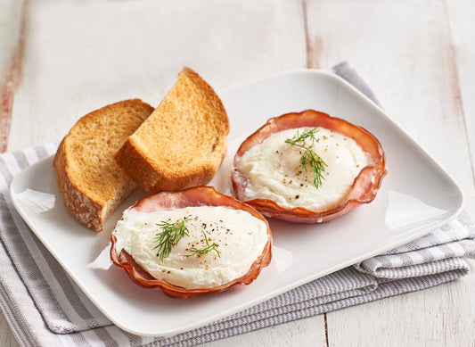 Poached Eggs With Ham